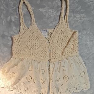 ViVI Cream Peplum Cropped Tank Top